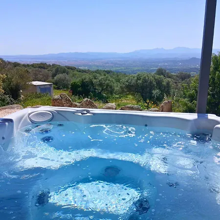Jacuzzi E Panoramic View Sa Domitta Olbia *