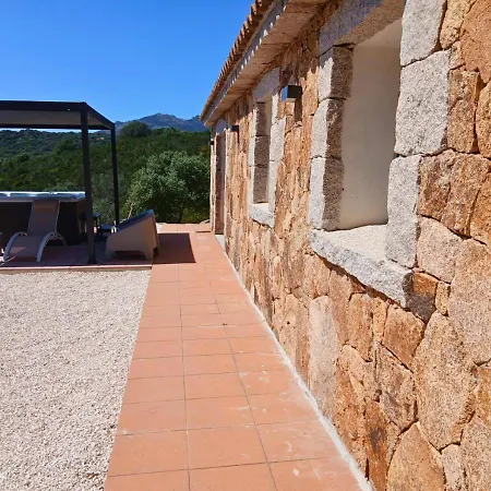 Jacuzzi E Panoramic View Sa Domitta Olbia Apartamento Sole Ruiu