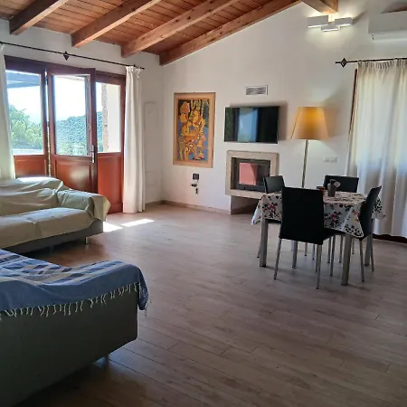 Jacuzzi E Panoramic View Sa Domitta Olbia Apartamento *