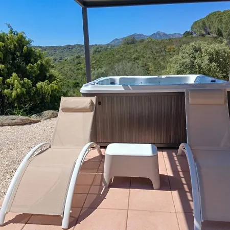 Jacuzzi E Panoramic View Sa Domitta Olbia Appartement Sole Ruiu